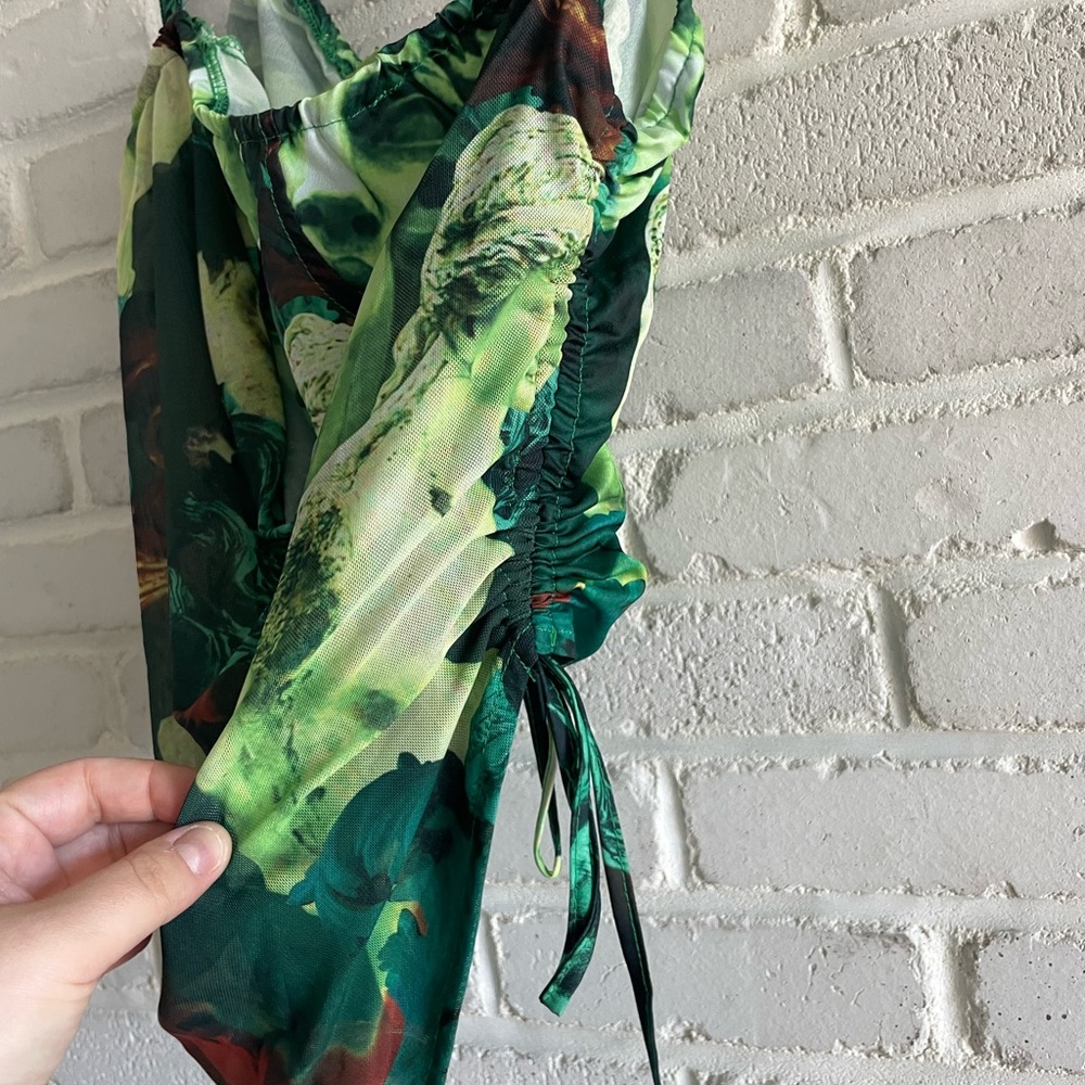 PrettyLittleThing Green Ruched Tank Top - Picture 2 of 5